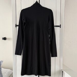 Columbia Black Long Sleeve Dress